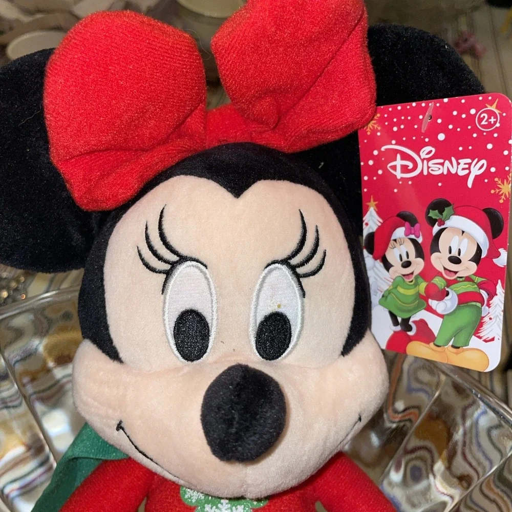 Authentic Disney NWT 15